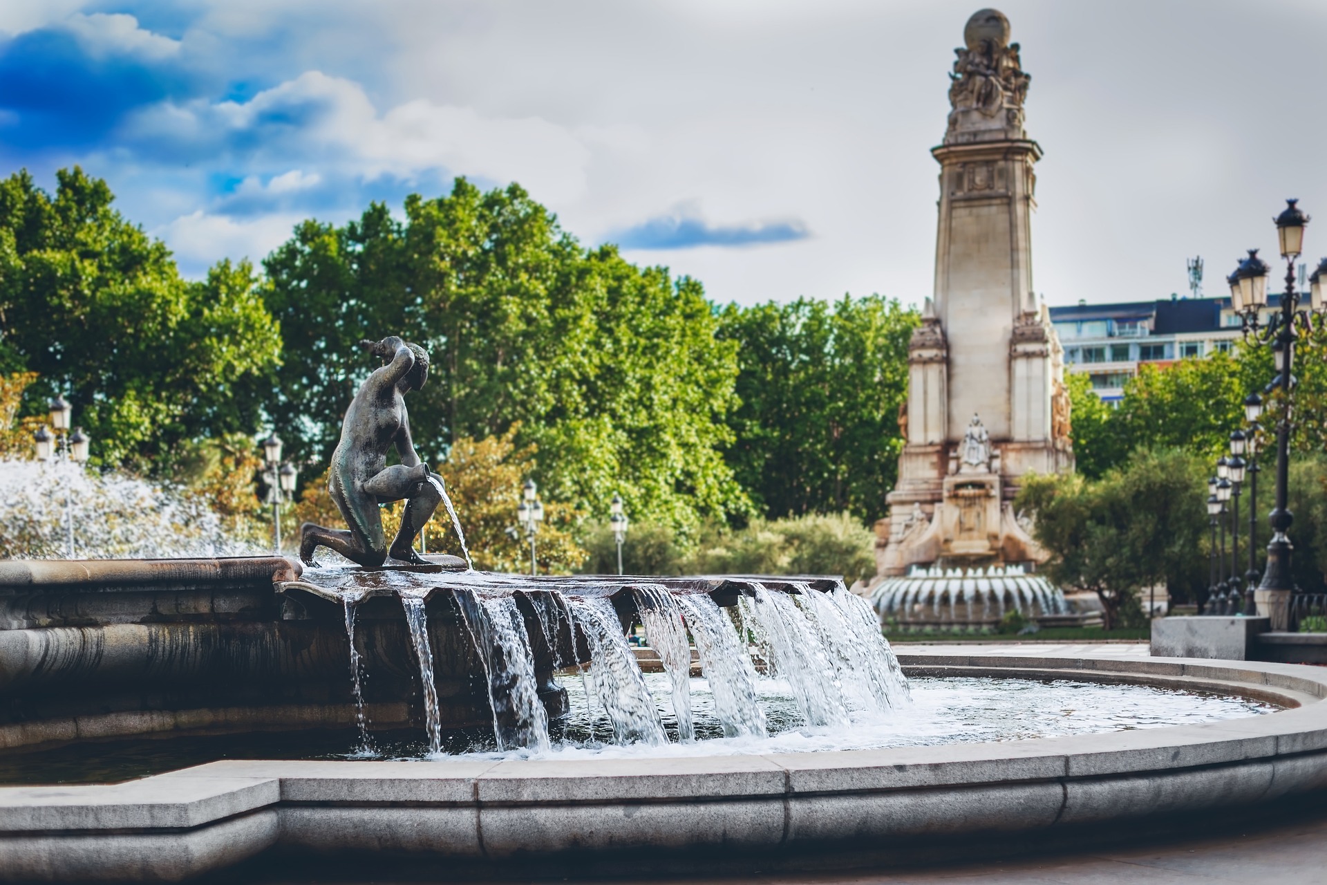 la plaza de espana madrid