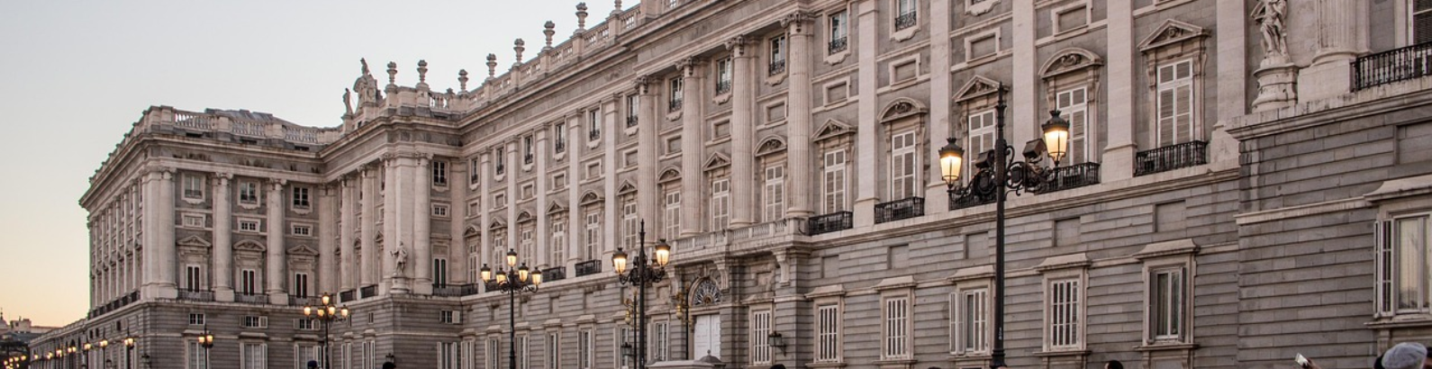 TOUR THROUGH THE BEWITCHED MADRID