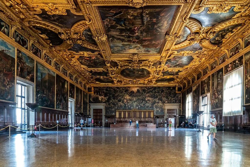 Sala del palazzio venezia de Roma