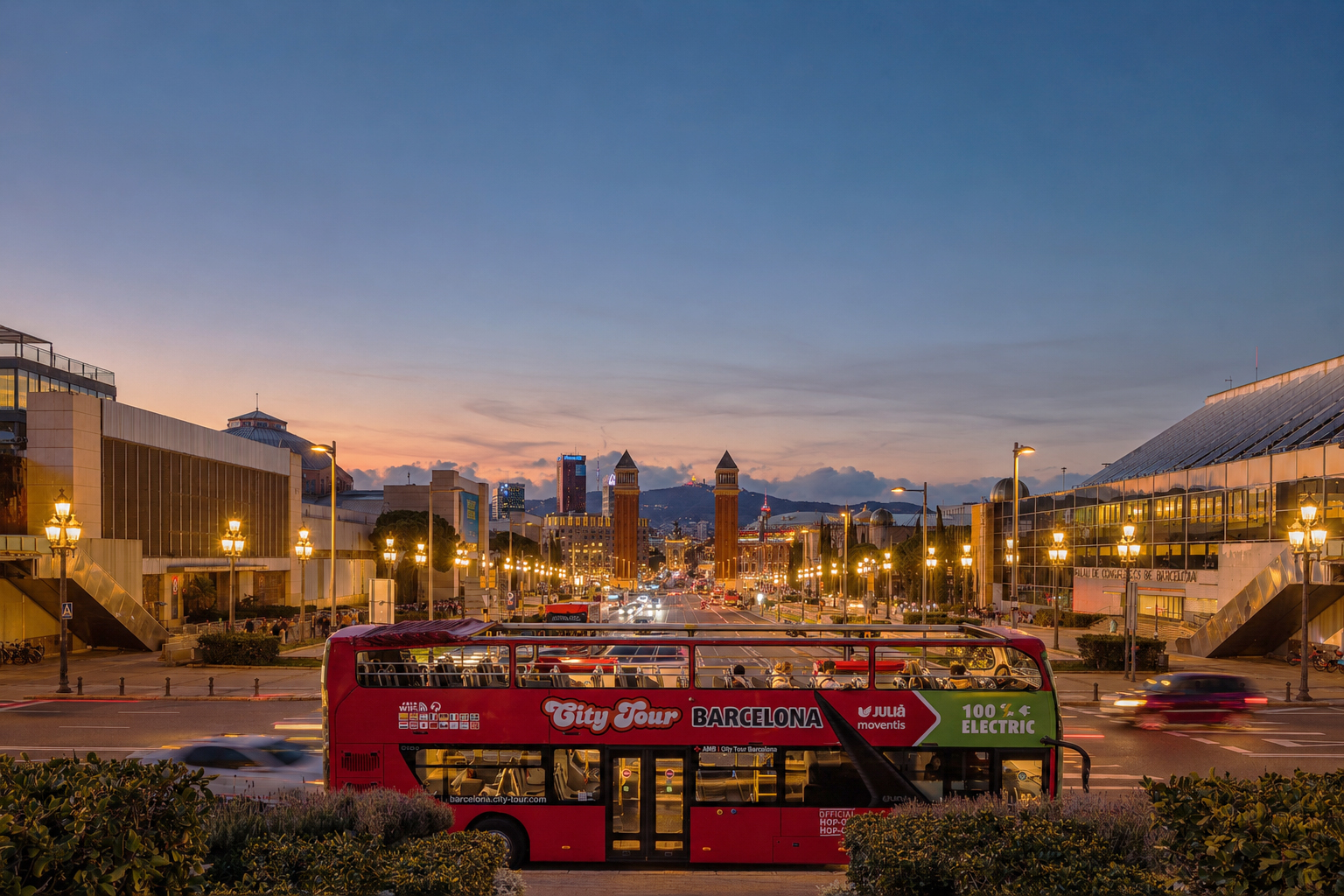 Montjuic y Torres Venecianas con el bus Barcelona City Tour
