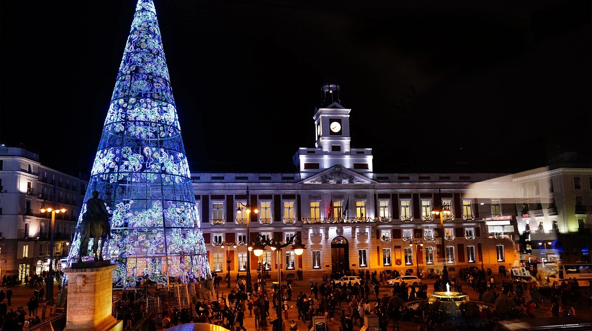Puerta del Sol de Madrid en Navidad