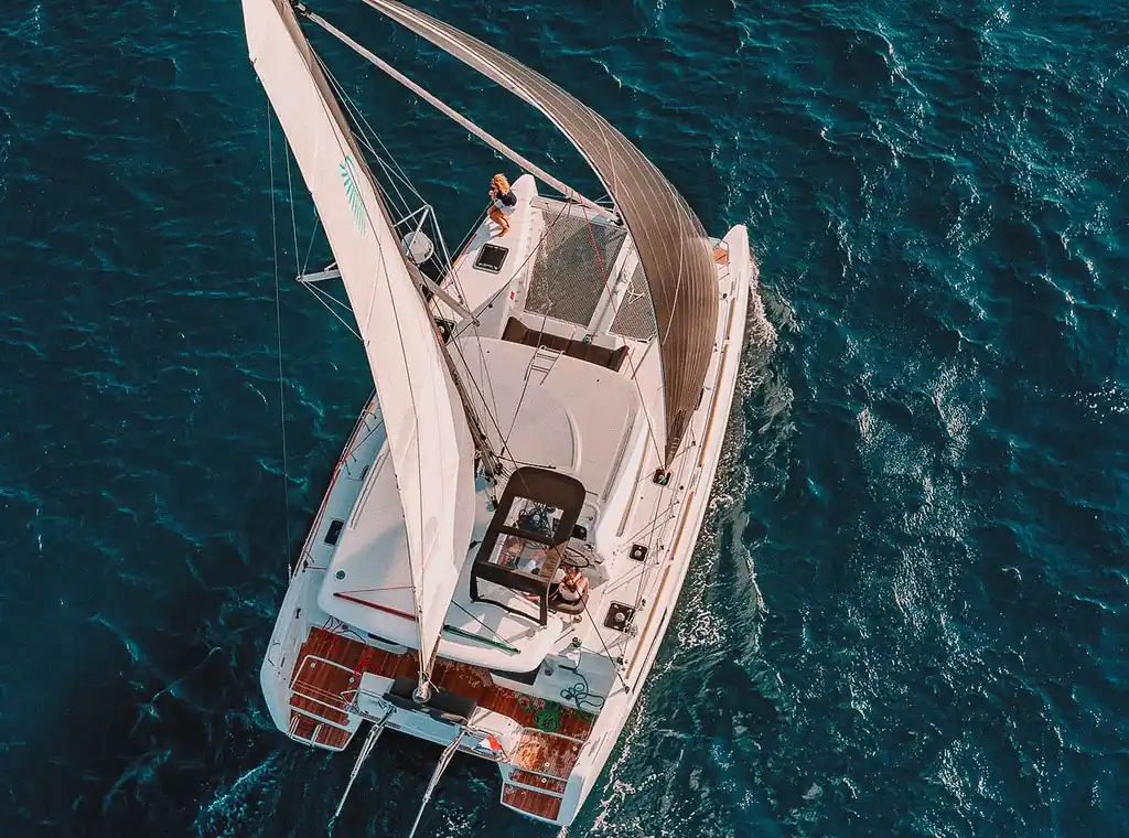 Lagoon 40, Bou - Sail catamaran