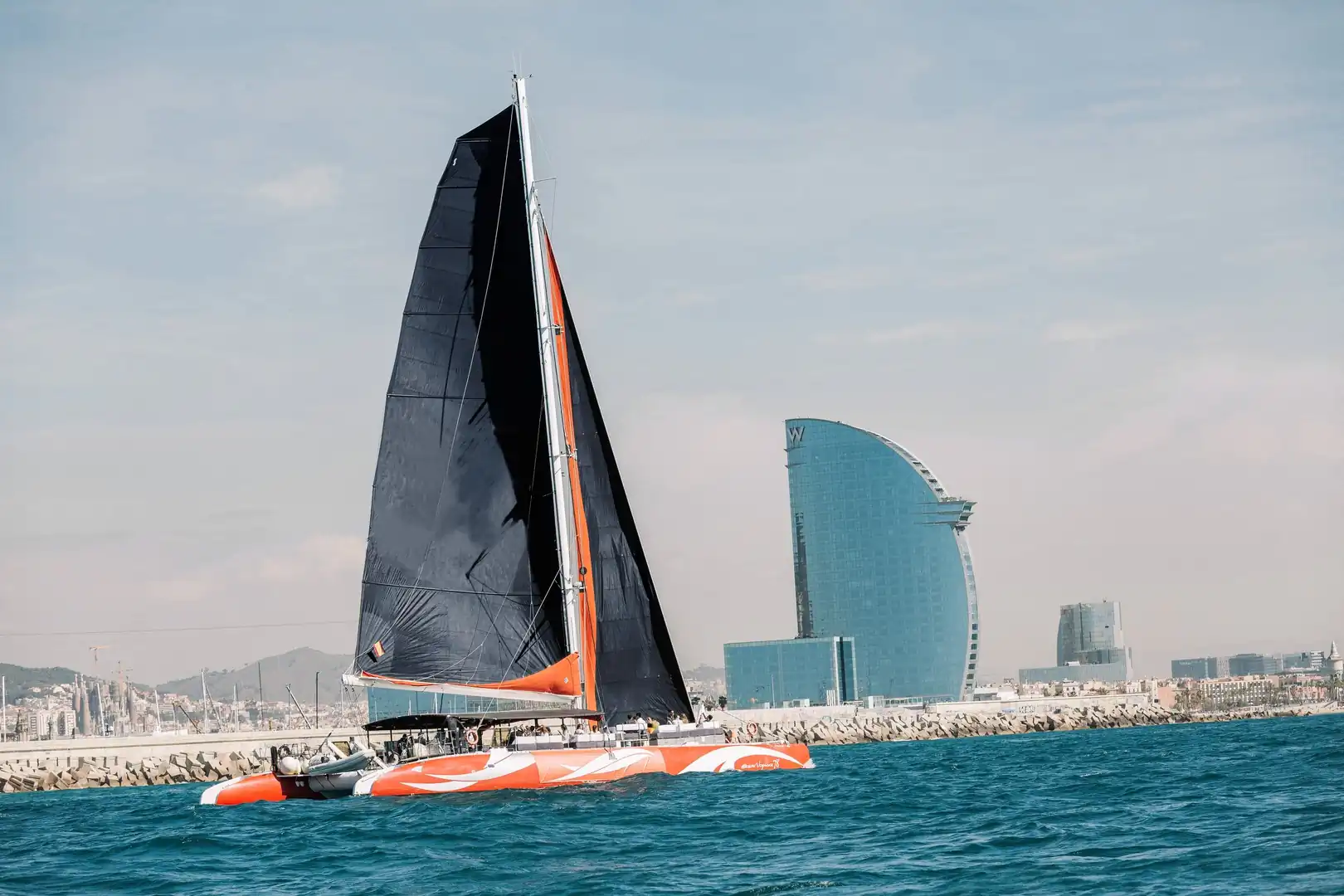 Ocean Voyager 82, CATA 125 - Catamarán a vela