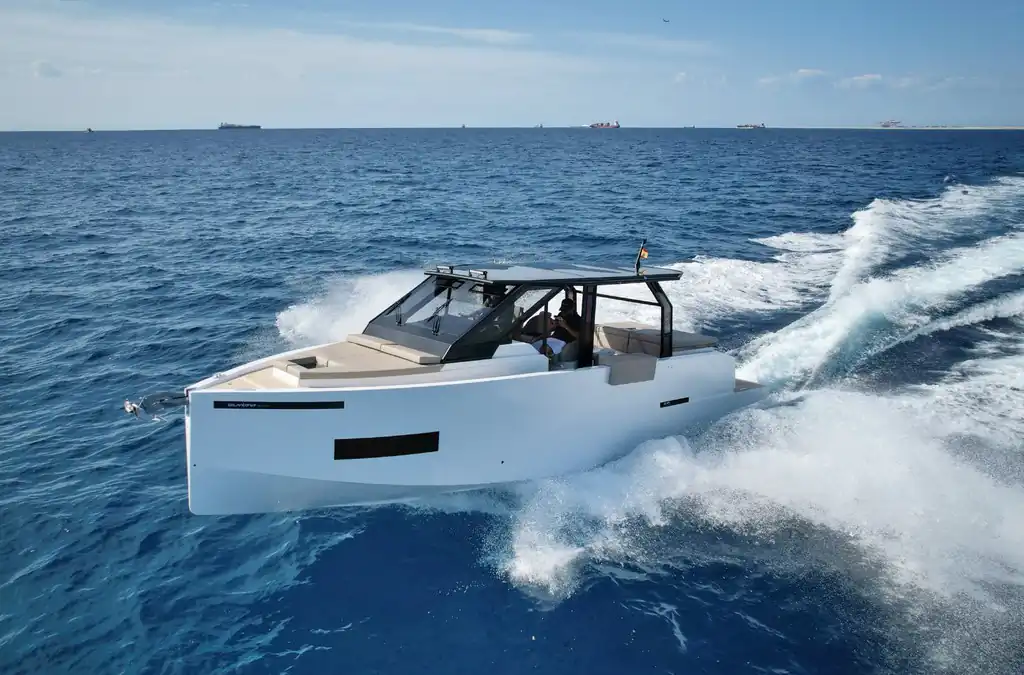 De Antonio Yachts D34, D34 - Open boats